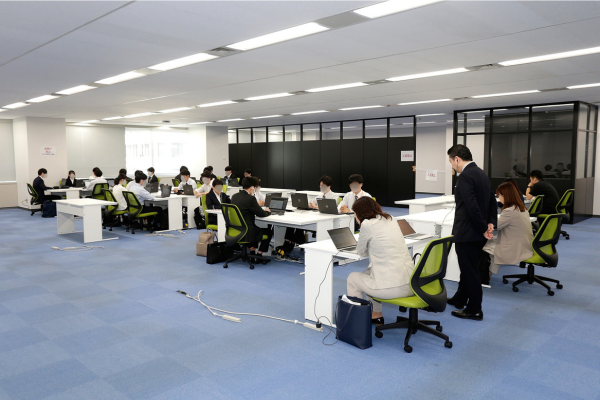 【26年度】合同IT新人研修LP_素材 (3)